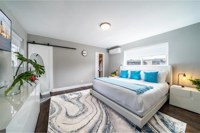 Image 16 of 38 For 2101 52nd Ave