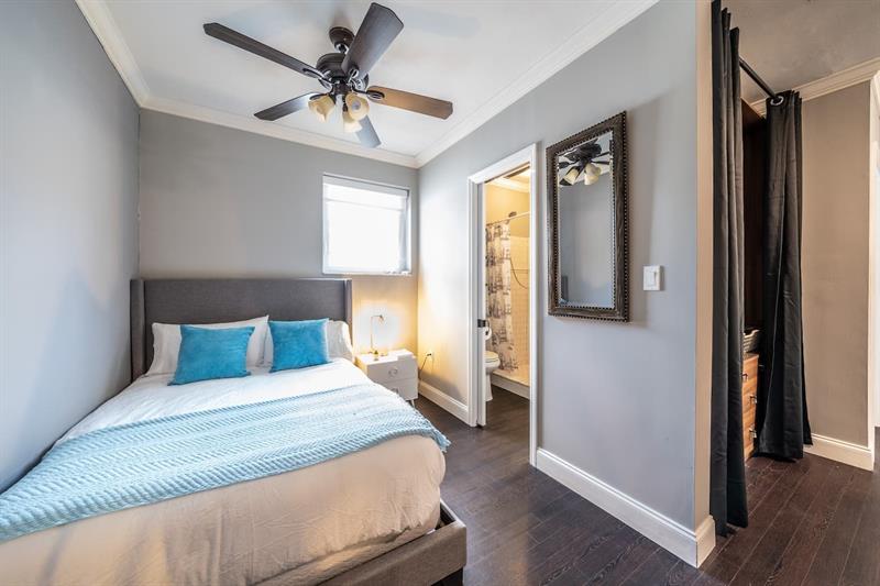 Image 32 of 38 For 2101 52nd Ave