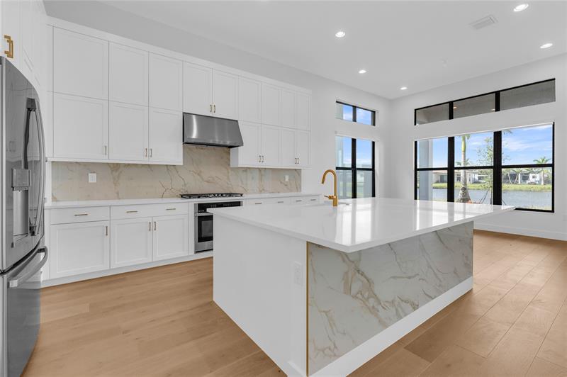 Image 13 of 96 For 20041 Pacific Dunes Dr