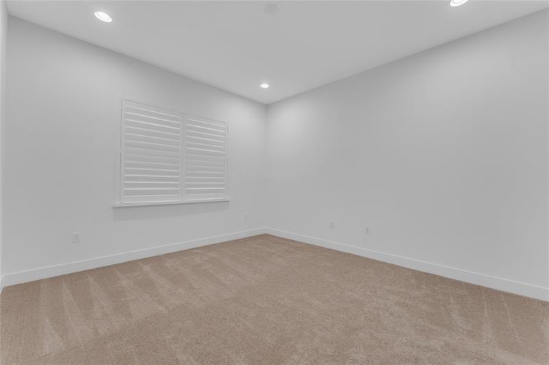 Image 26 of 96 For 20041 Pacific Dunes Dr