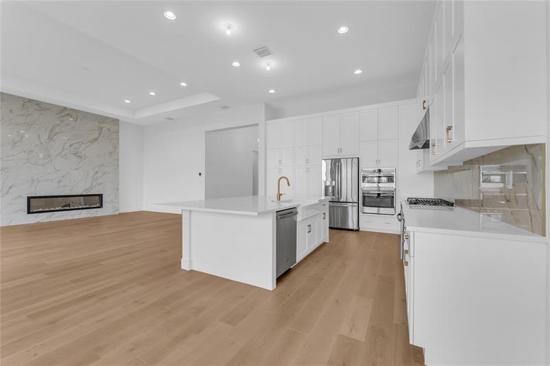 Image 9 of 96 For 20041 Pacific Dunes Dr