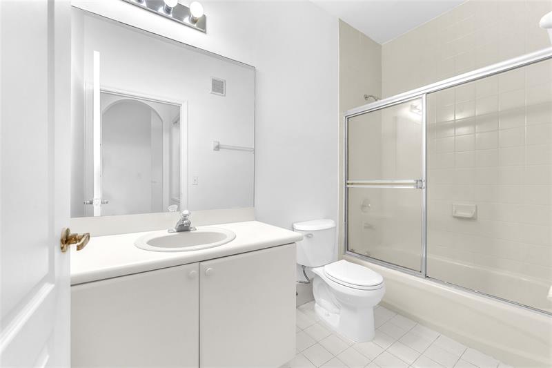 Image 16 of 16 For 7200-108 177th St