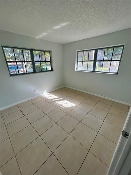 Image 17 of 31 For 3581 104  