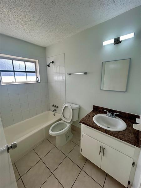 Image 23 of 31 For 3581 104  