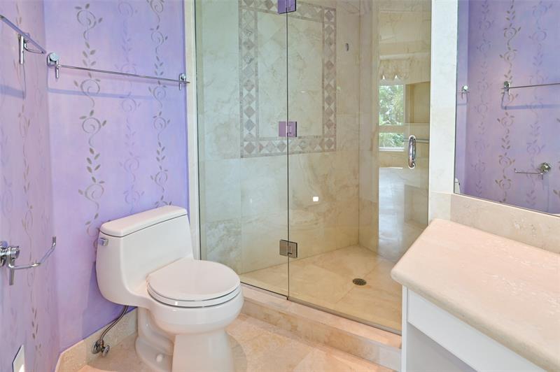 Image 45 of 59 For 2494 Ocean Blvd  F