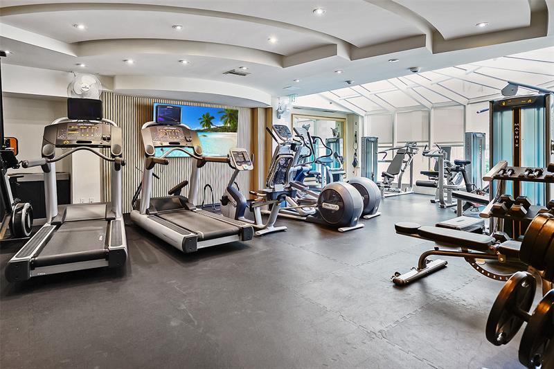 Image 50 of 59 For 2494 Ocean Blvd  F