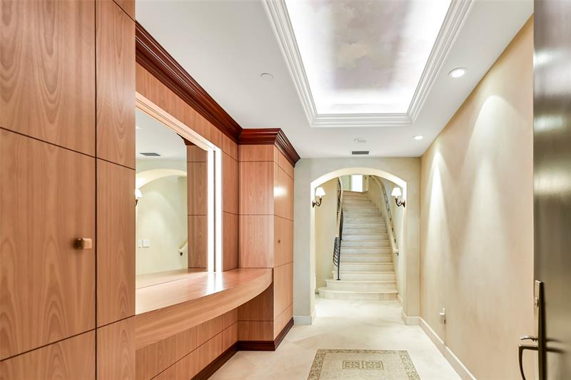 Image 7 of 59 For 2494 Ocean Blvd  F