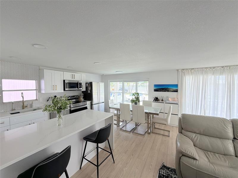 Image 16 of 21 For 5221 25th Ave