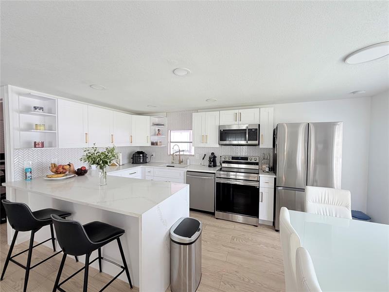 Image 17 of 21 For 5221 25th Ave