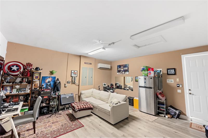 Image 26 of 42 For 7922 109th Ln