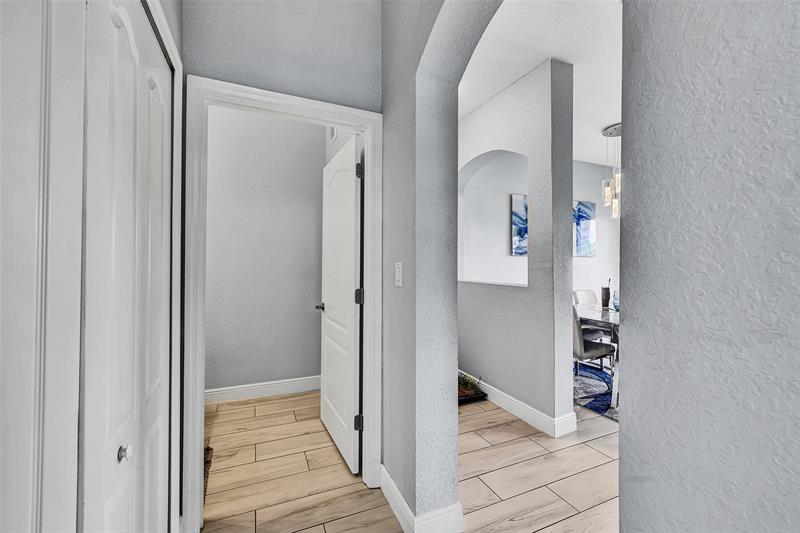 Image 22 of 45 For 150 Jacaranda Country Club Dr  200