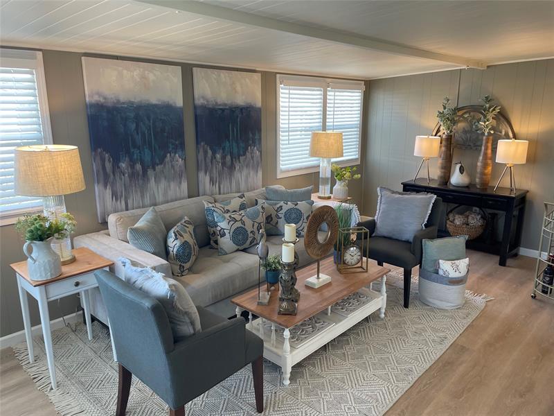 Image 14 of 23 For 2010 84th Ave