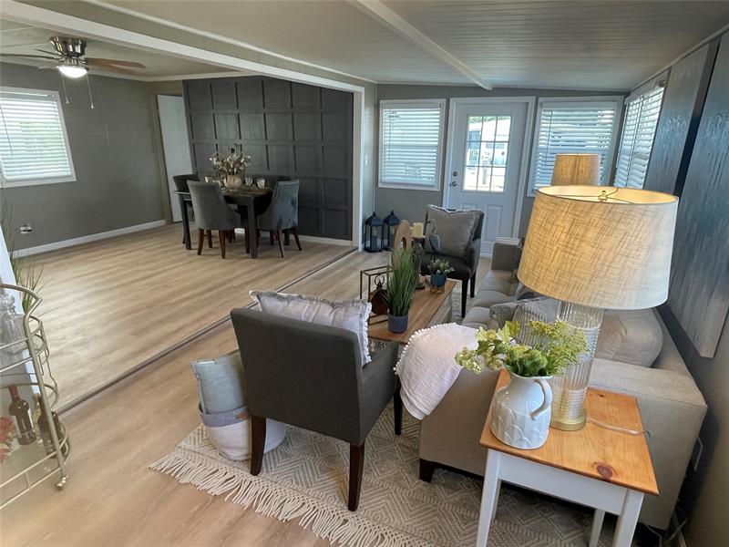 Image 7 of 23 For 2010 84th Ave