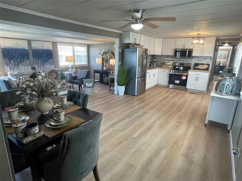 Image 8 of 23 For 2010 84th Ave