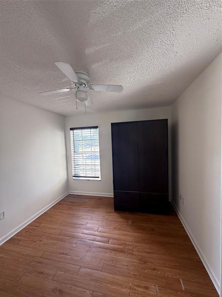 Image 6 of 19 For 19783 64th Pl