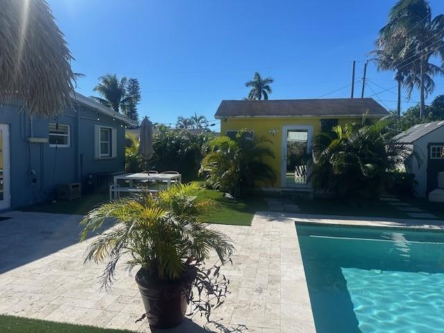 Image 13 of 17 For 4121 11th Ave