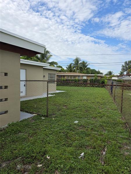 Image 18 of 22 For 301 Pennsylvania Ave