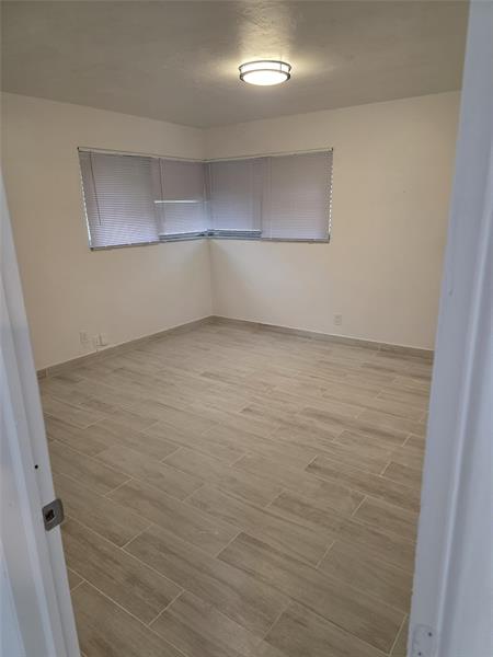 Image 4 of 22 For 301 Pennsylvania Ave