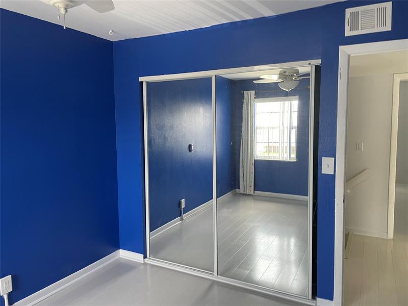 Image 18 of 31 For 1775 81st Way