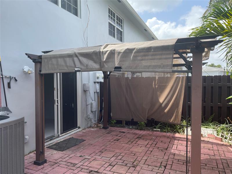 Image 25 of 31 For 1775 81st Way