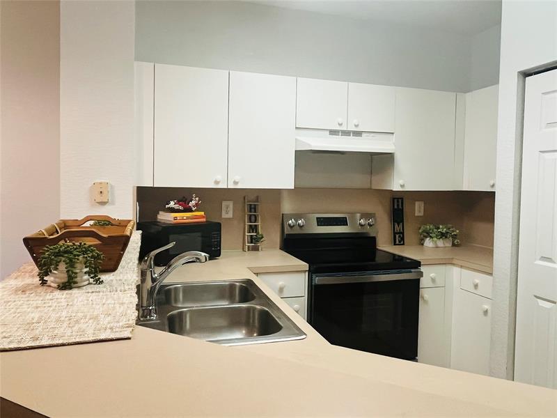 Image 10 of 26 For 5549 Monte Carlo Pl  5549