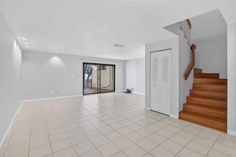 Image 16 of 38 For 1261 99th Ter  47