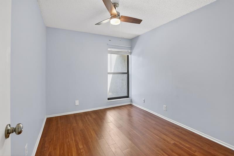 Image 36 of 38 For 1261 99th Ter  47