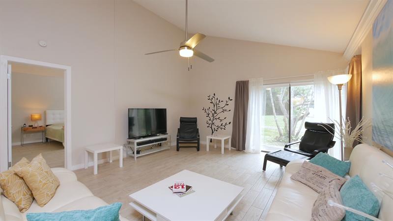 Image 23 of 40 For 5616 Hammock Ln  114