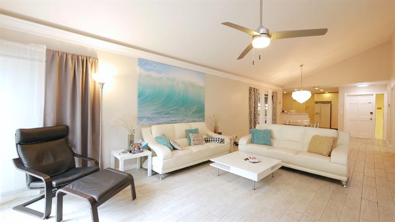 Image 25 of 40 For 5616 Hammock Ln  114