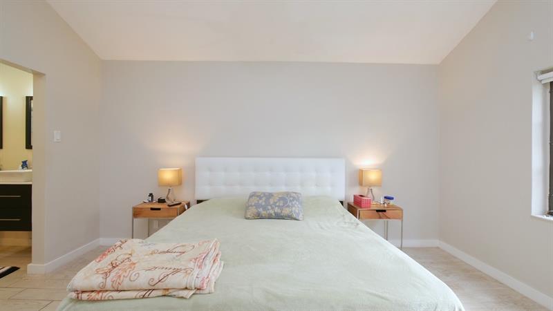 Image 27 of 40 For 5616 Hammock Ln  114