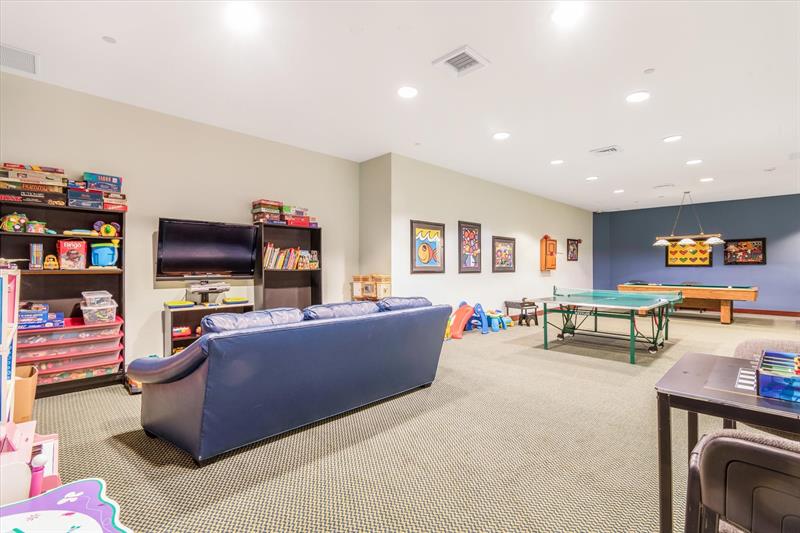 Image 27 of 35 For 3100 Ocean Blvd  1910