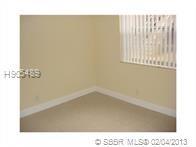 Image 17 of 21 For 8373 Royal Palm Bl  101