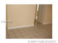 Image 9 of 21 For 8373 Royal Palm Bl  101