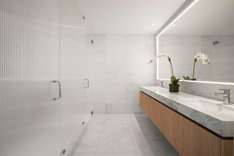 Image 22 of 72 For 501 West Ave  3903-3904