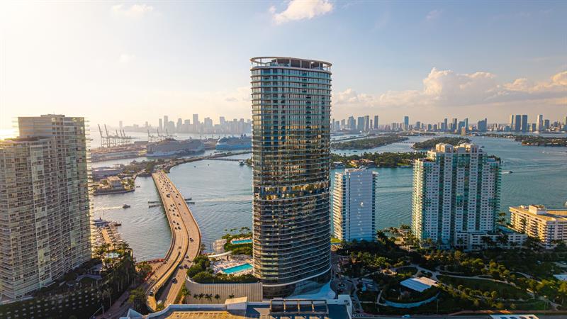 Image 72 of 72 For 501 West Ave  3903-3904