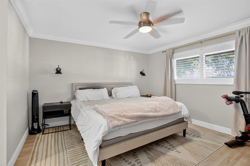 Image 13 of 28 For 55 14th St  211