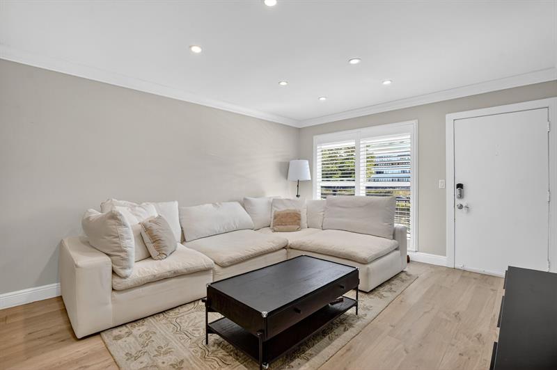 Image 5 of 28 For 55 14th St  211