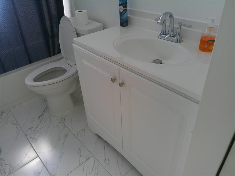 Image 21 of 34 For 403 68th Ave  519