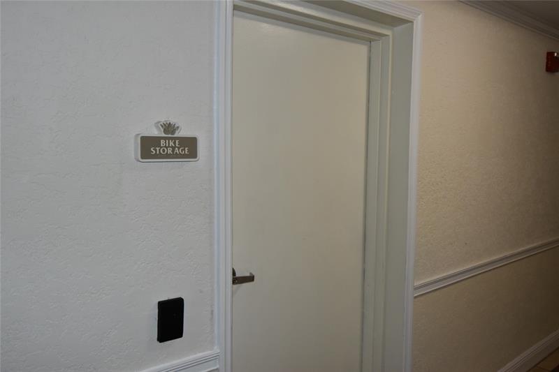 Image 27 of 28 For 150 15th Ave  140