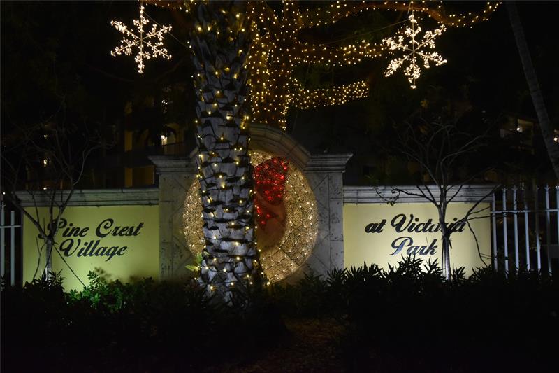 Image 4 of 28 For 150 15th Ave  140