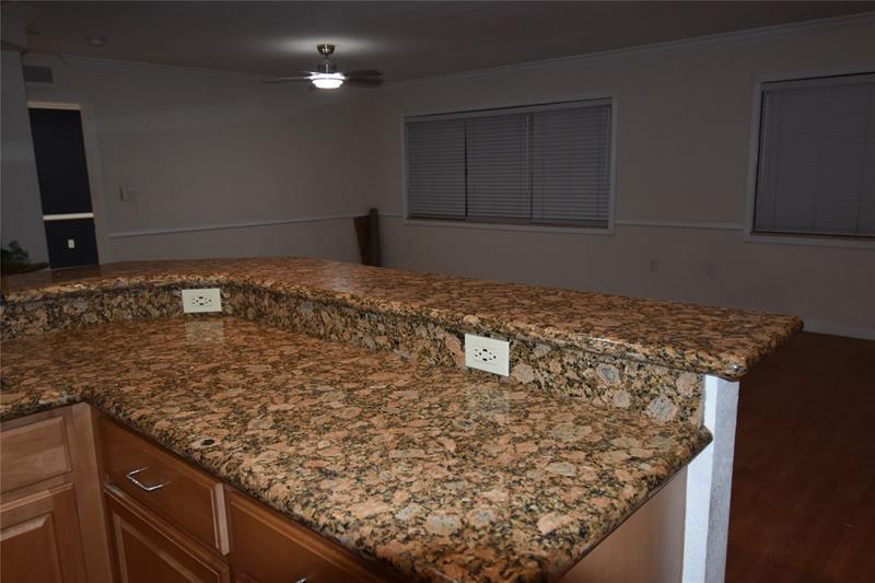 Image 9 of 28 For 150 15th Ave  140