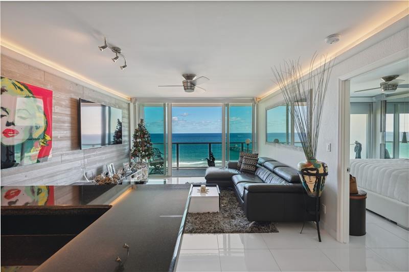 Image 12 of 38 For 333 21st Ave  1508