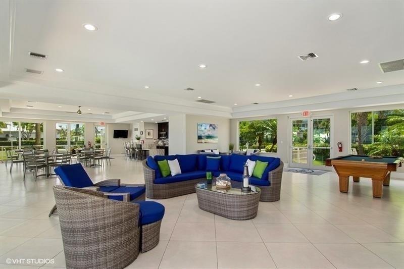 Image 26 of 38 For 333 21st Ave  1508