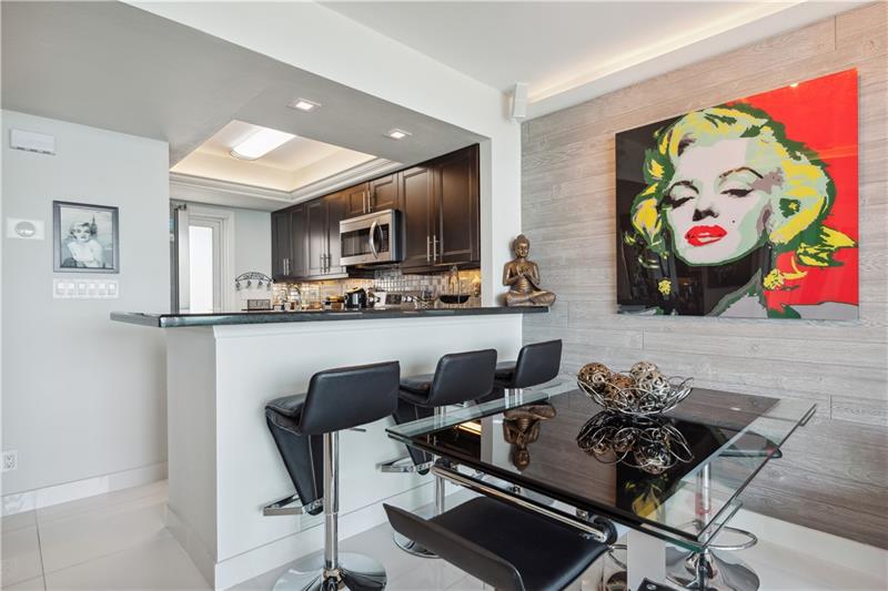 Image 4 of 38 For 333 21st Ave  1508