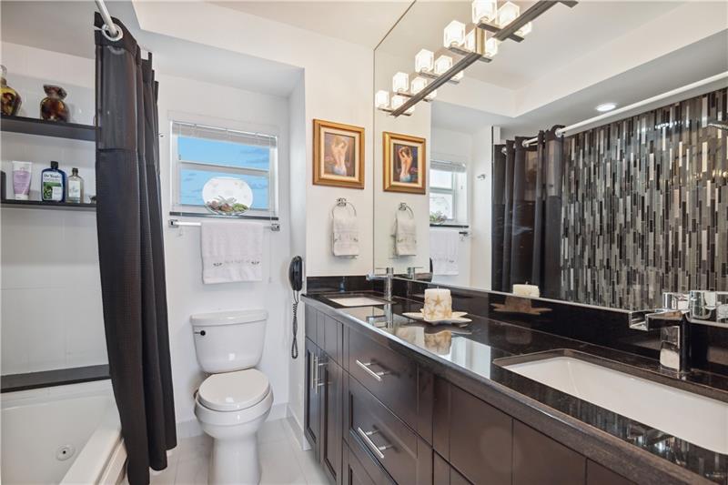 Image 8 of 38 For 333 21st Ave  1508