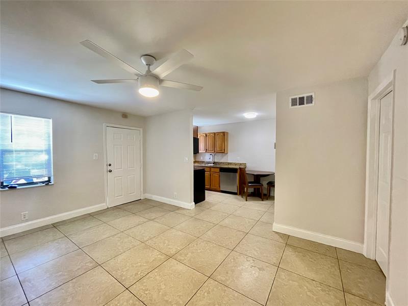 Details for 601 29 Dr  4, Wilton Manors, FL 33334
