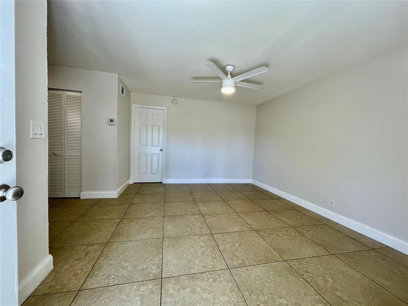 Image 8 of 15 For 601 29 Dr  4