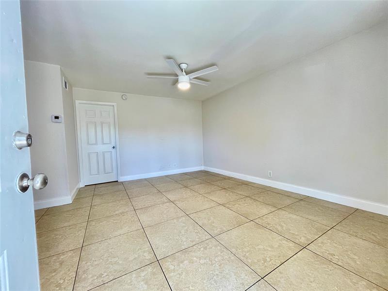 Image 9 of 15 For 601 29 Dr  4