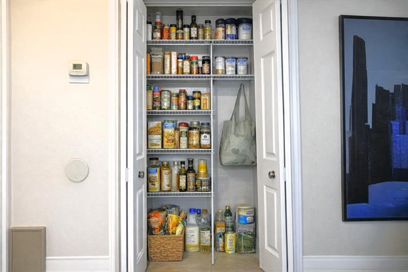 Image 7 of 37 For 3800 Hillcrest Dr  112