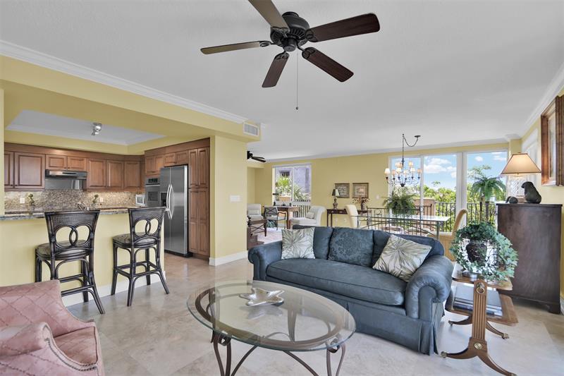 Image 15 of 52 For 9 20th Ave 403